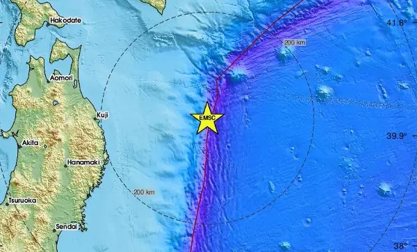 Силен земјотрес ја погоди Јапонија, издадено предупредување за цунамани