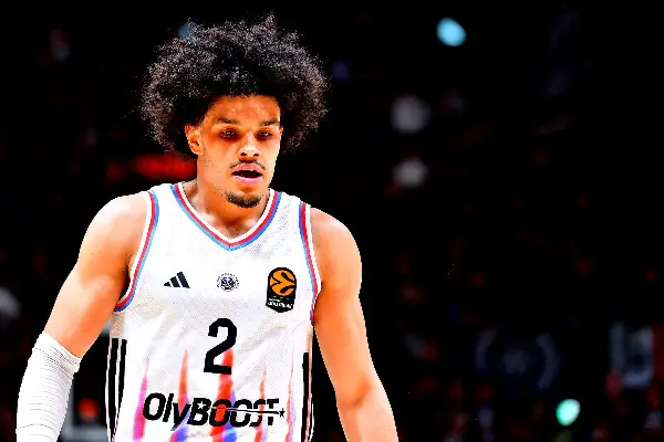 Надир Хифи продолжува во НБА лигата