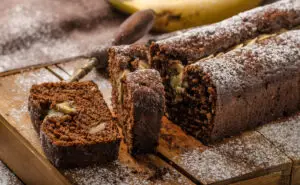 Рецепт за највкусниот чоколаден банана леб