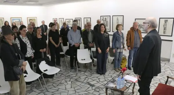 ДЕЛАТА НА РОДОЉУБ АНАСТАСОВ СВЕДОЧАТ ЗА УМЕТНИК КОЈ НЕ СОЗДАВАШЕ ЗА МОМЕНТОТ, ТУКУ ЗА ВЕЧНОСТА, РЕKOA НА КОМЕМОРАЦИЈАТА