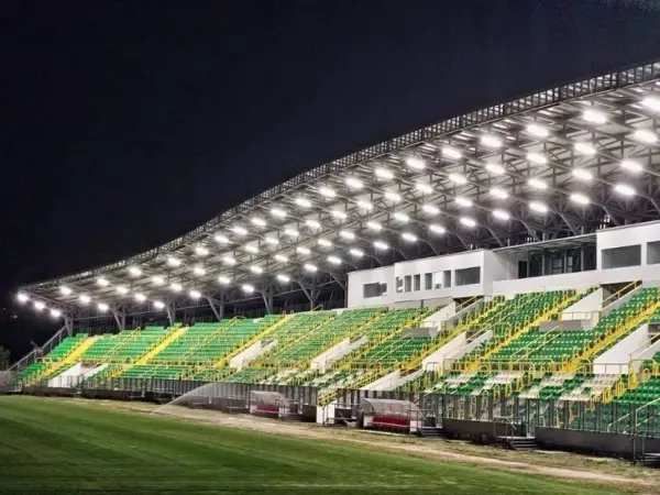 Инцидент по натпревар во Куманово: Приведен сопственикот на ФК „Башкими“, оштетен автобусот на гостите од Струга