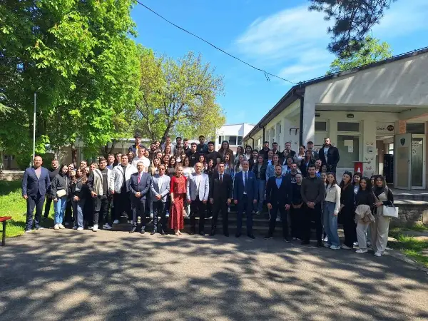 Агенцијата за национална безбедност ги вработила најдобрите дипломирани студенти