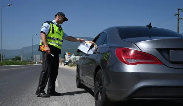 Лишени од слобода 14 возачи за безобѕирно управување возило, осум возеле без дозвола