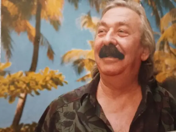 Јонче Христовски заслужува повеќе од Македонија