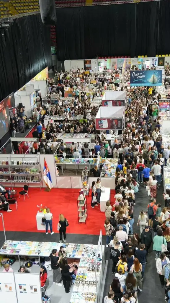 Литературата не е само хоби, туку начин на живот