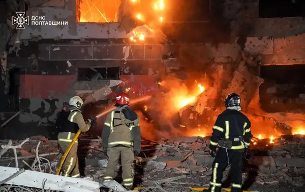 НАЈМАЛКУ 25 РАНЕТИ ВО НОЌНИТЕ НАПАДИ ВРЗ УКРАИНСКИ ГРАДОВИ Русите нападнале со 143 дронови