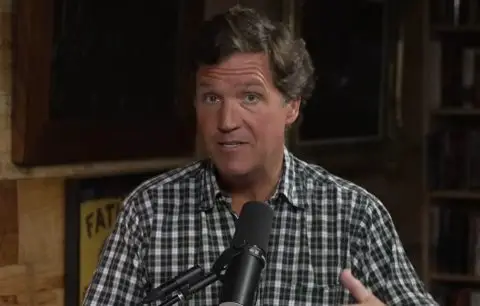 Такер Карлсон се извини за поддршката на Трамп: „Ќе ме прогонува долго време“