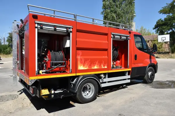 Опожарени два паркирани автомобили во Куманово