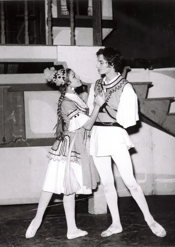 „Танц фест“ им додели награда „Менада“ на балетанот Баталков и градоначалникот Коњановски