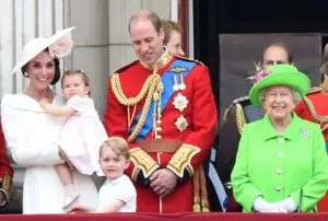 ФОТО | Принцот Вилијам и Кејт Мидлтон ја одбележаа 100 годишнината од раѓањето на кралицата Елизабета – се потсетија на заедничките моменти