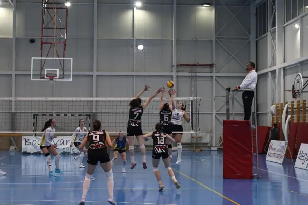 Наковски волеј го елиминира шампионот Јанта волеј, за финале со Работнички