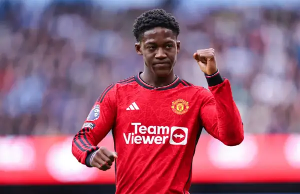 Коби Мејну потпиша петгодишен договор со Манчестер Јунајтед