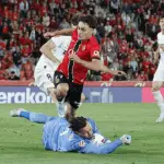 Столе со седум одбрани и донесе бод на Валенсија