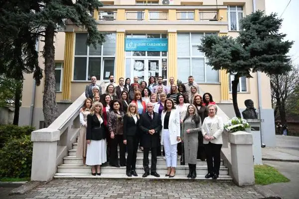 Економското училиште од Битола слави патронат