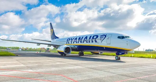 „Ако задоцниш, остануваш на земја“: Ryanair ги заострува правилата за чекирање