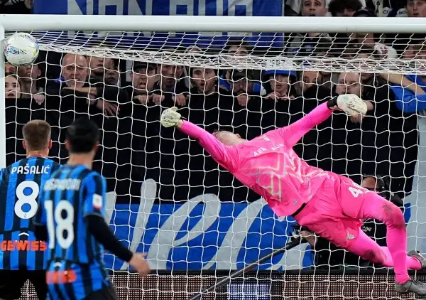 ВИДЕО | Голманот на Лацио, Едоардо Мота, одбрани четири пенали за финале во Купот на Италија