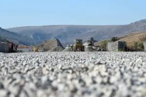 Објавен тендер за надзор на изградбата на третата фаза од пругата кон Бугарија