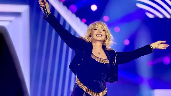 Во оваа зграда во Монте Карло стан има Лепа Брена: Мадона и е сосетка