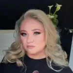 (Фото) Лидија Кочовска во издание во какво што не сме навикнати да ја гледаме