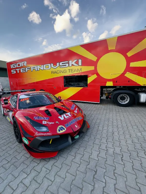 БОЖИНОВСКИ И ИГОР СТЕФАНОВСКИ – ИЏЕ ВО ЗАЕДНИЧКО ПАРТНЕРСТВО: 30 ГОДИНИ ПРЕЦИЗНОСТ СЕ СРЕЌАВААТ СО 25 ГОДИНИ БРЗИНА