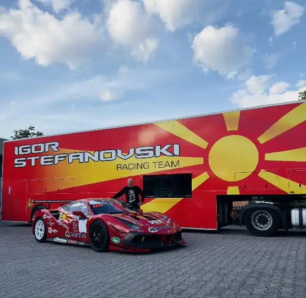 Иџе ја стартува новата европска сезона и одбележува јубилеј– 25 години на тркачките патеки