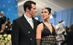 Дуа Липа се мажи во септември? Гламурозната свадба ќе се одржи на Сицилија