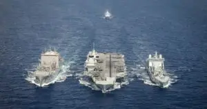 Третиот американски носач на авиони пристигна на Блискиот Исток