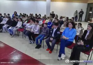 Основци од Гостивар го изодеа „Патот на книгата“ и создадоа свои дела