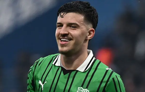 Босанскиот репрезентативец Мухаремовиќ од наредната сезона ќе игра во Интер