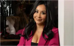 Снуки, ѕвездата од „Џерси Шор“ откри дека ќе биде подложена на хистеректомија по дијагнозата на рак на грлото на матката