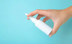 Ново откритие – научниците го вратија памтењето кај стари глувци со спреј за нос