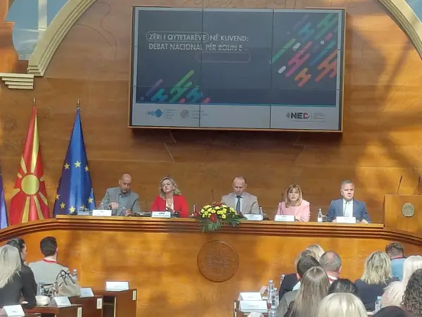 Најголем дел од законите поднесени од Владата одат во редовна постапка, останува примерот да го следат и пратениците