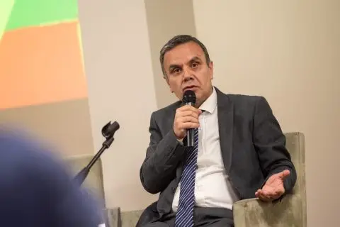 Димитровски: Очекувам со новата влада во Софија да најдеме прифатливо решение за сите