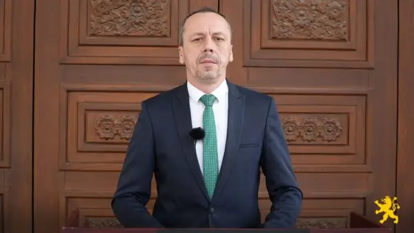 Петрушевски: Филипче, на кој дома му е во Дубаи, не може да зборува за патриотизам и државни интереси