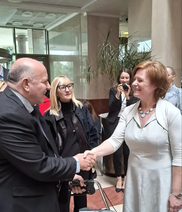 ГЕРМАНСКАТА ВЛАДА И КФВ БАНКАТА, СО ГРАНТОВИ ГО ПОМОГНАА ДУАЛНОТО ОБРАЗОВАНИЕ ВО МАКЕДОНИЈА