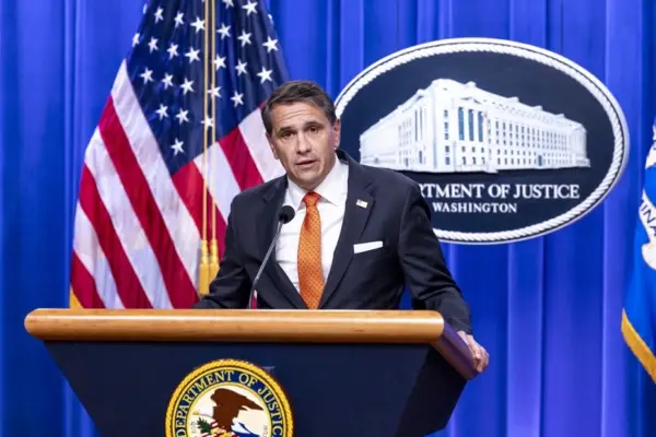 Тод Бланч: Цел на напаѓачот биле Трамп и членови на неговата администрација