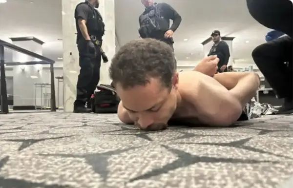 Кој е човекот што пукаше на гала вечерата на Трамп со дописниците од Белата куќа