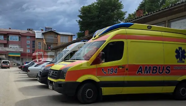 Маж (80) прегазен од трактор додека го поправал, починал во болница