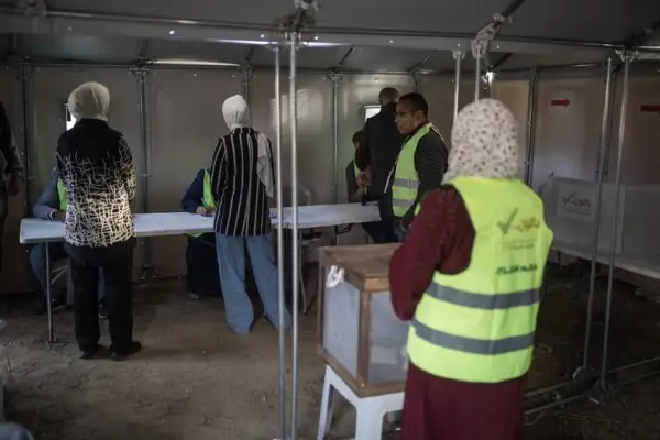 Кандидатите блиски до Фатах на Махмуд Абас победници на локалните избори на Западниот Брег и во дел од Газа