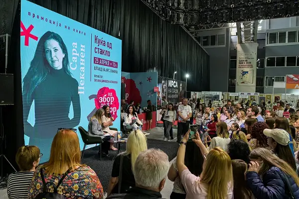 Сара Пеканен со трилерот го освои Скопје: Редици читатели на Саем на книгата