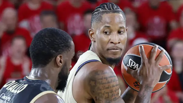 Вил Клајбурн ја напушта Барселона