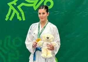 Ангела Мојсовска се повлекува од настап на Европското карате-првенство