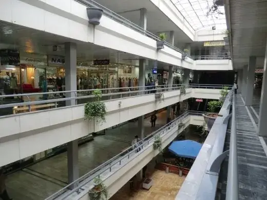 Кражба во ГТЦ, малолетници опустошија продавница