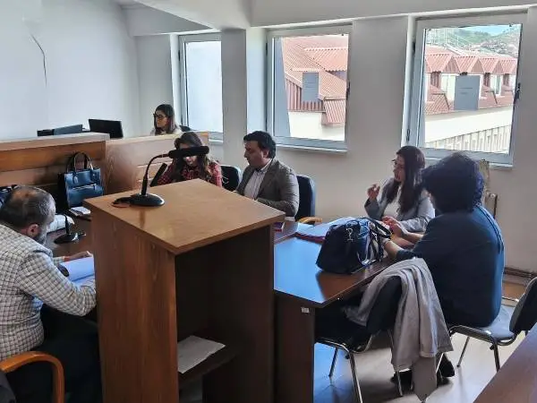 Вешти лица сведочеа како екс директорката Елена Спасеновска го исплаќала пензионерот Менде Петровски и раководела со државните пари