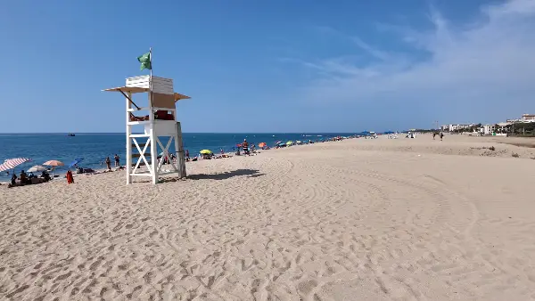 (Видео) Овој скриен бисер на Шпанија е идеален за семеен одмор – и се наоѓа веднаш до Барселона