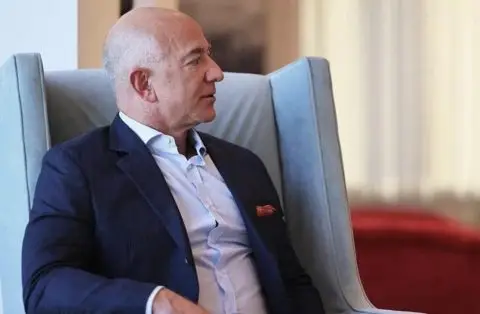 Правилото на Безос за првиот час: Утринска рутина што носи успех