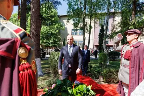 Мисајловски оддаде почит на армиските „Волци“ убиени во масакрот кај Вејце