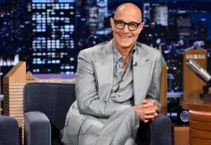 ВИДЕО | Стенли Тучи сè уште го чува споменот од починатата сопруга Кејт — фотографија на која таа е со неговата сегашна партнерка