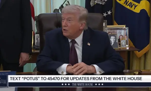 Трамп: Иран е пред колапс, нѐ известија дека сакаат да го отворат Ормутскиот теснец