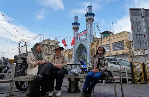 ИРАН МЕ ИЗВЕСТИ ДЕКА СЕ НАОЃА ВО КОЛАПС И ДЕКА НЕ ЗНАЕ КОЈ ЈА ВОДИ ЗЕМЈАТА, РЕЧЕ ТРАМП